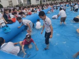 安乡县城北小学开展庆