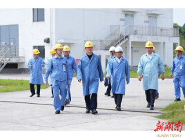 吴国良到包保服务企业走访调研