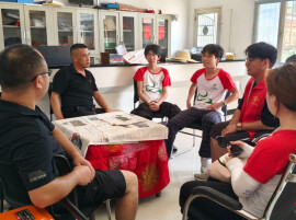入户宣传“零距离”  筑牢乡村“防骗墙”——吉首大学商学院“灯塔”志愿服务团走进花垣县开展防非反诈普法宣传
