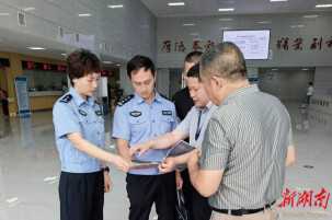 涟源公安治安大队深入市人民医院开展安全检查  筑牢医疗安全防线 