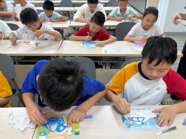 “流沙绘童趣 妙手绽芳华”——城南路街道社工站开展青少年沙画美育系列主题活动