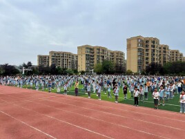 天心区弘高社区联合交警中队开展校园交通安全宣讲