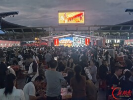 疯狂的“湘超”|娄底：感受足球激情 畅享城市烟火