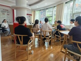 凝心聚力备省赛 暖心慰问鼓干劲