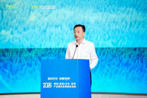 “一根纱”链动石化，“一件衣”织造未来——华容纺织服装产业的“破茧”与“蝶变”