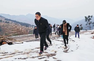 追寻那盏不灭的灯