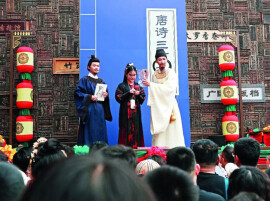 “白天没人，晚上爆满！”年薪千万抢人