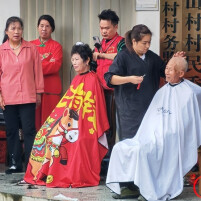 溆浦县三江镇：党群阵地搭台 重阳敬老情浓