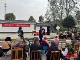 五防护老小 重阳送平安---君山区开展消防安全宣讲志愿课堂进社区活动