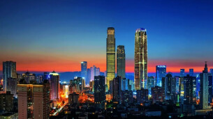 灯火可亲，这是城市最温柔的告白｜随光影走一程