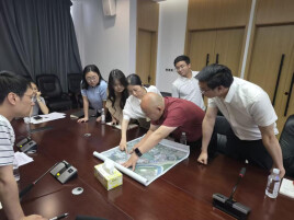 一间厂房  一个工位  一顿热饭 洞庭天下的企业服务“三本账”
