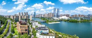 岳麓区两会代表委员热议政府工作报告②