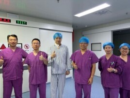 长沙市级首例！颈内静脉入路植入无导线起搏器，术后即可下床行走