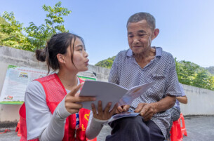 泸溪县大学生“送法下乡”：以青春力量助力法制建设