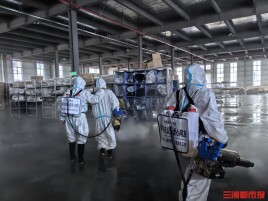 “看到你们来了，心里踏实多了！”蓝天救援队驰援贵港，231万平方米消杀筑起防疫防线