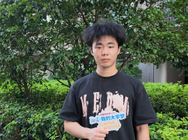 4岁失去父母，伯伯用沾满泥巴的手托起他的大学梦