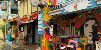 湖南省旅行社协会发布旅游提醒 建议游客暂缓出境旅游