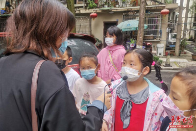 荣龙社区：垃圾分类在指间，争做文明“小天使”