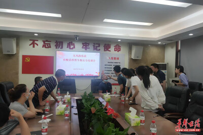 东风路街道：开展核酸采样培训，提升辖区采样能力