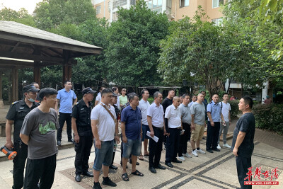 马坡岭街道: 多部门联动“握指成拳”，打好夏日安全保卫战