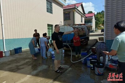 冷水江市水利局多项举措抗旱保民