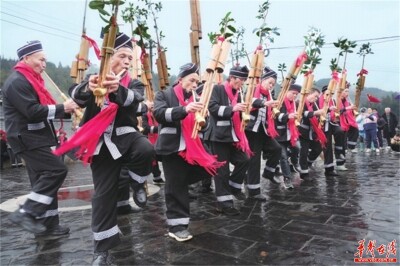多彩民俗闹新春