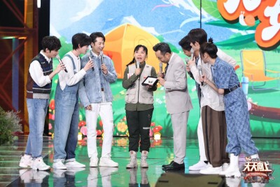 《天天向上》携手中国国家地理迎春踏青 齐思钧张颜齐给谢可寅直男式送礼