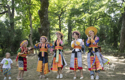花瑶古寨乐享清凉