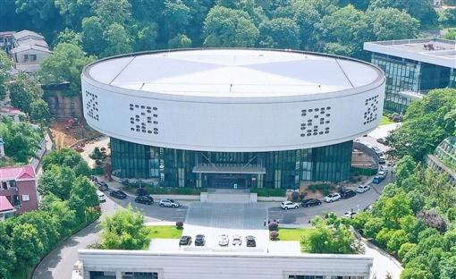 [一周湖南]国家超级计算长沙中心“天河”新一代超级计算机系统启动运行 长赣铁路正式获批