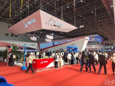 湖南兵器惊艳亮相中国航展 展厅超10万人次“打卡”