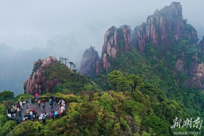 水墨丹青画 神韵三清山