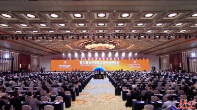 [一周湖南]第三届长沙国际工程机械展览会开幕 长沙首条云巴运营