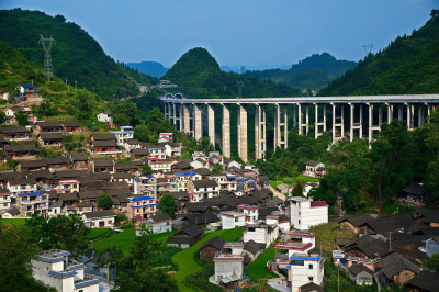 高速进山寨