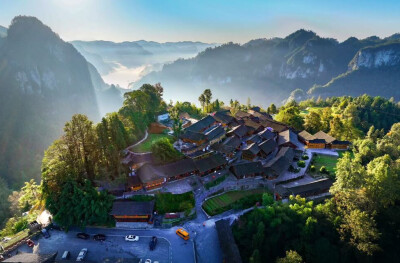 首倡之地·世界边城邀您来玩～2026年花垣县旅游市场线路产品出炉