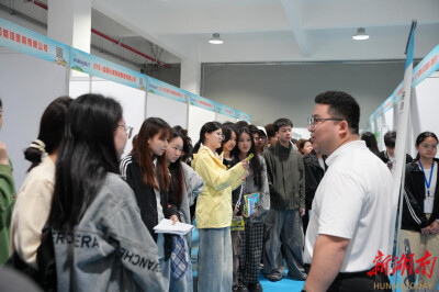 2300个岗位“职”达校园！益阳医专2026年春季双选会助力毕业生高质量就业