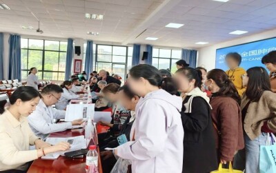 不用跑远路，专家在身边！湘潭市第一人民医院这场肿瘤防治义诊太贴心