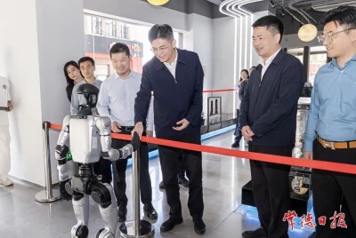 罗毅君在常德河街调研时强调：丰富文旅产品供给 进一步激发消费活力