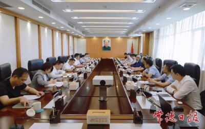 罗毅君周振宇与中国科学院院士陈学思举行工作会谈