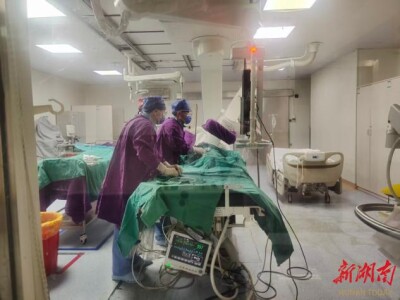心跳骤停后绝地逆转，腹主动脉瘤破裂患者在南华医院成功获救
