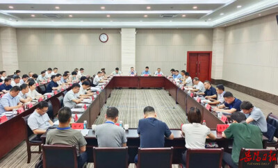 岳阳市生态环境保护工作汇报会召开