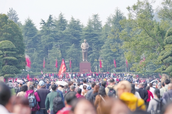 红旗漫卷处 青春向光行——一代代湖南共产党人以“青春之我”作答“百年之问”@湖南日报