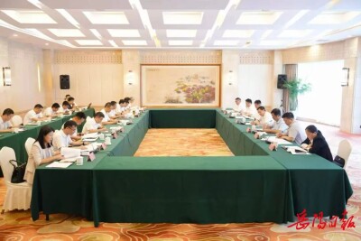 谢卫江与中国物流集团副总经理李向阳一行座谈