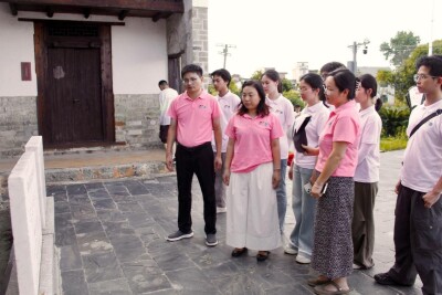 三下乡进行时｜青春与信仰同行！湖南交通工程学院学子赴王如痴故居寻根铸魂赋能乡村振兴