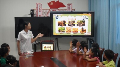 湖南工学院实践团以趣味实验传递生态护粮理念