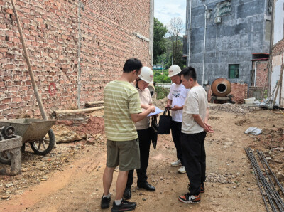 织密房屋安全防护网，守护平江群众安居