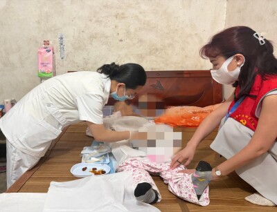 小卡片连起“救命线” 送药路跑出“加速度”