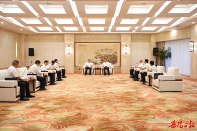 谢卫江会见华能集团湖南分公司总经理相立军一行