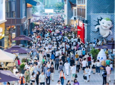 很意外，全国惦记的“空城”复活了，大庸古城凭什么破局？