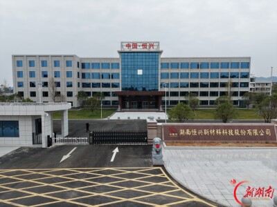 一层不起眼的UV涂料，如何“涂”出一家北交所上市公司？
