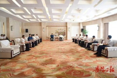 谢卫江会见博鼎集团董事长王立峰一行